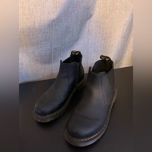 Dr. Martens 2976 Chelsea Boot